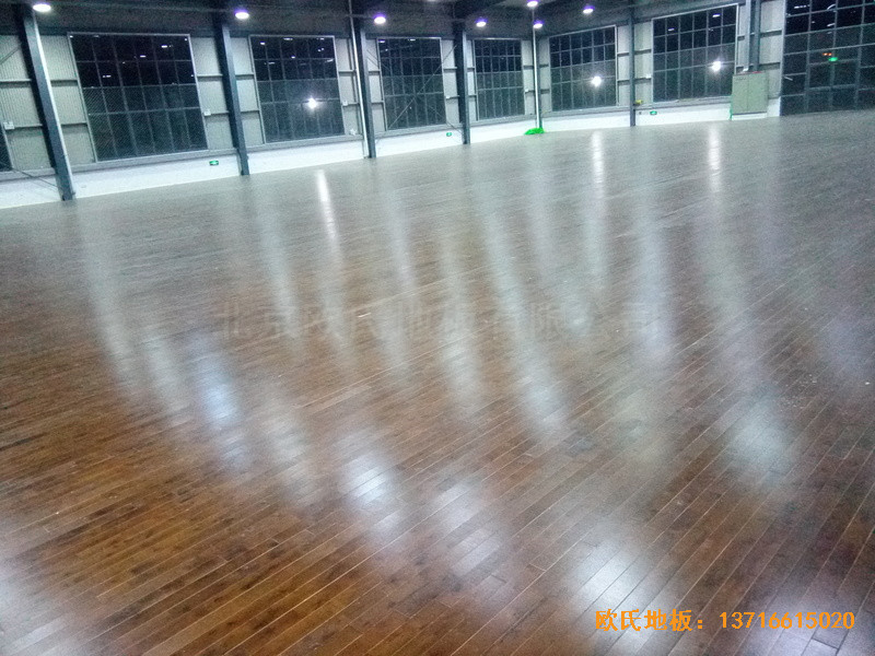�Ϻ��ɽ���W(xu��)�����(gu��)�Z(y��)��W(xu��)�\(y��n)��(d��ng)�^�w��ľ�ذ尲�b����0