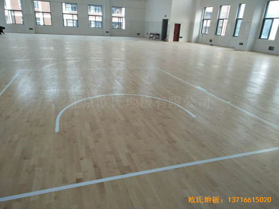 ���K̩����̩�d��(j��)��С�W(xu��)�@���^�w���ذ尲�b����